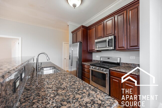 Foto del edificio - 2332 W Morse Ave