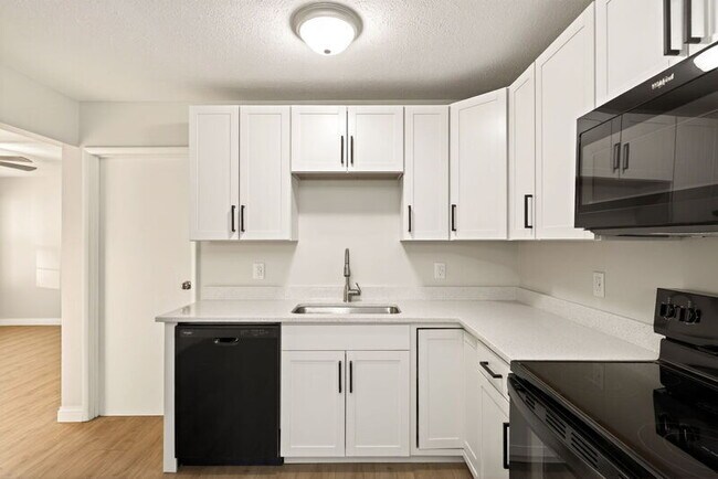 Building Photo - 268 Bedford Ave