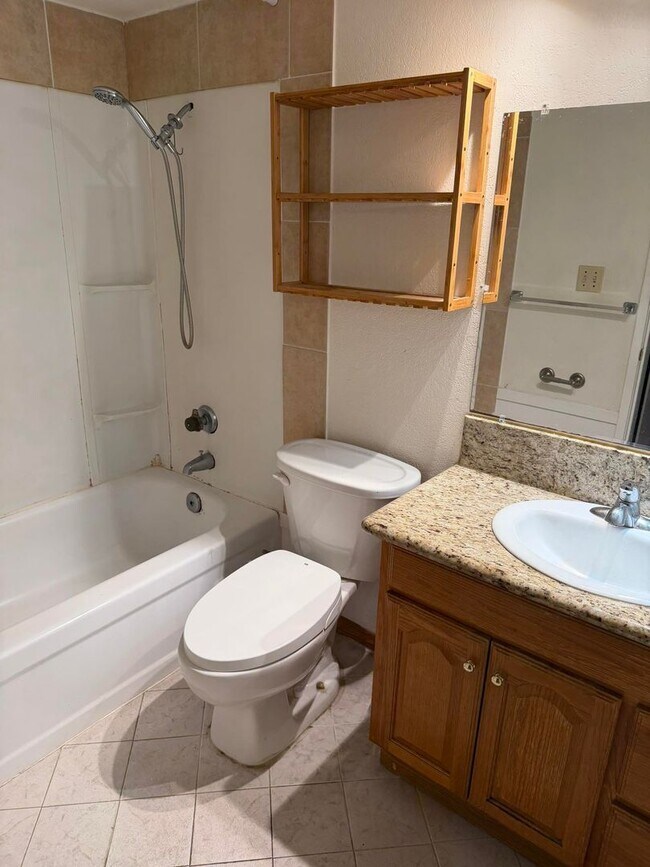 Foto del edificio - 3731-3733 Scallop Court