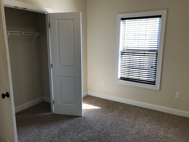 200 Wedgewood Dr Unit 401 Morgantown Wv 26505 Apartment For Rent Building Photo 200 Wedgewood Dr
