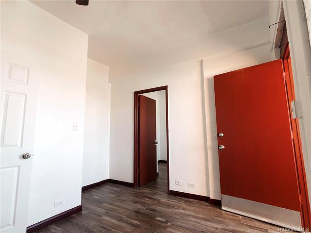 Foto del edificio - 1218 N School St