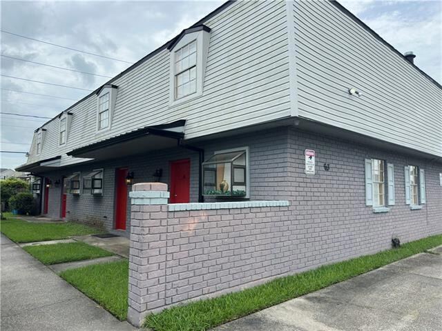 Foto del edificio - 63 Carriage Ln