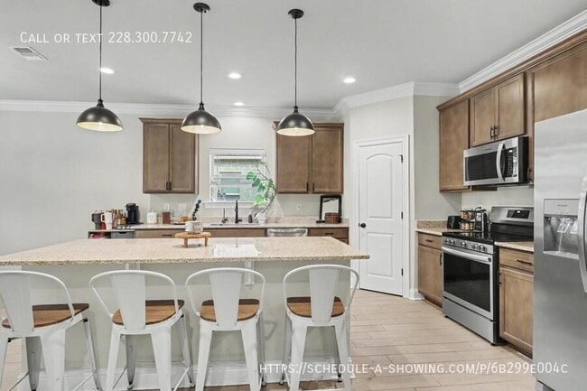 Building Photo - 15550 Soaring Loop