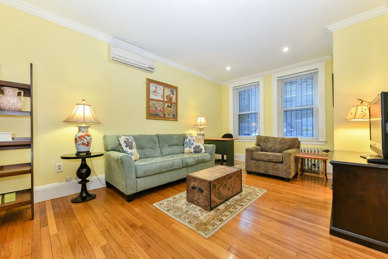 88 Commonwealth Avenue Unit GR, Boston, MA 02116 Apartment for Rent