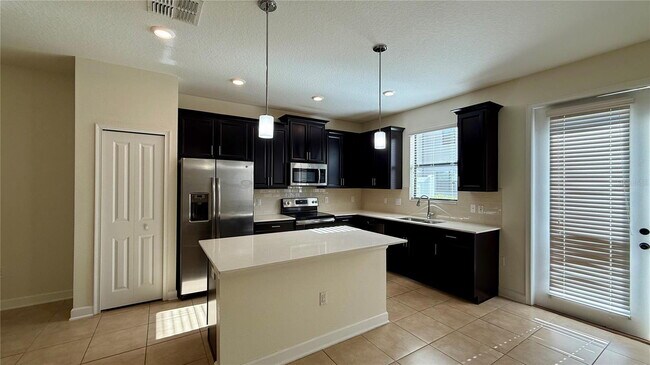 Building Photo - 8548 Zoeller Hills Dr