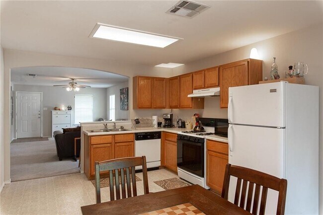 Foto del edificio - 8801 Frock Ct