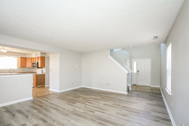 Building Photo - 11404 Seabiscuit Dr