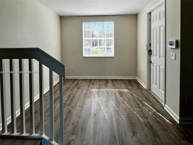 Foto del edificio - 9123 SW 227th St