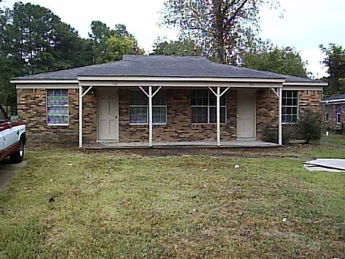1279 81 ln House Rental in Memphis, TN