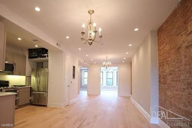 Foto del edificio - 928 Eastern Pky