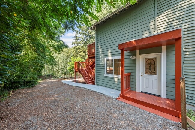 Building Photo - 7331 151st Ave NE