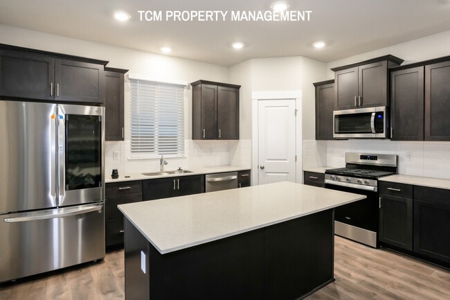 Photo - 18818-18813 13th Ave W House