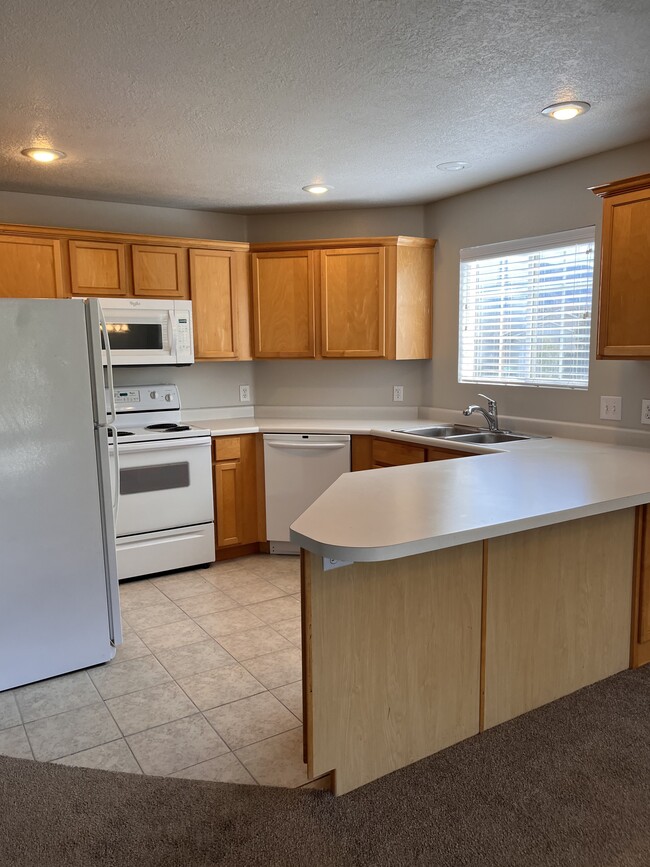 Kitchen - 1353 S 1110 W