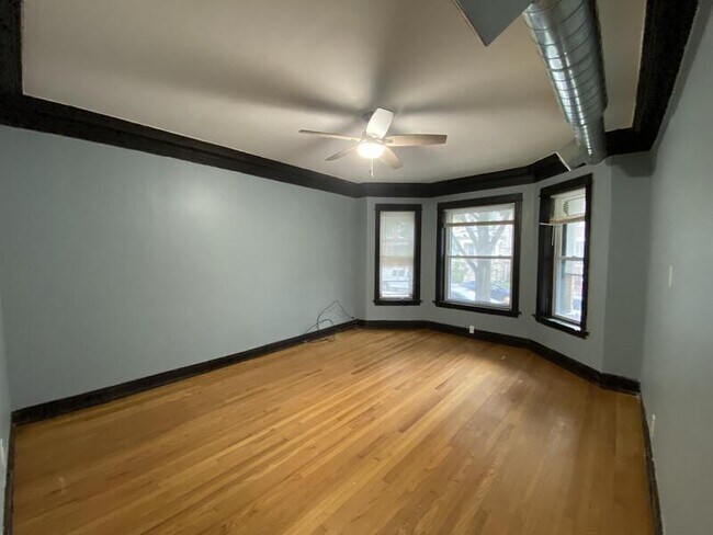 Building Photo - 6125 S Champlain Ave