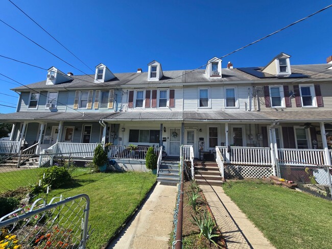 Building Photo - 234 Cleveland Ave
