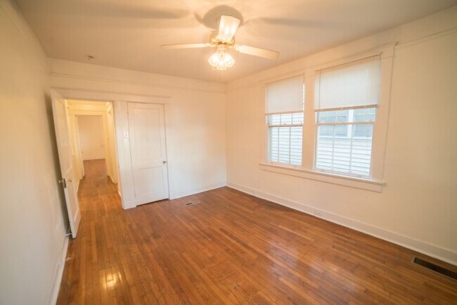 Foto del edificio - 2604 S Carrollton Ave