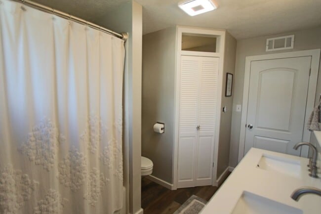 Building Photo - 419 S 100 E