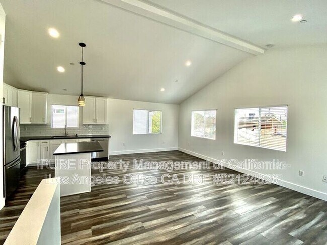 Foto del edificio - 6732 1/2 Irvine Avenue