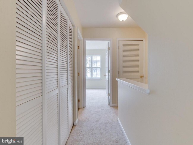 Building Photo - 25339 Bryson Dr