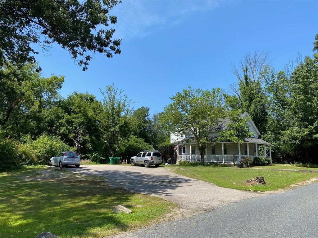 Foto principal - 70 Higley Rd