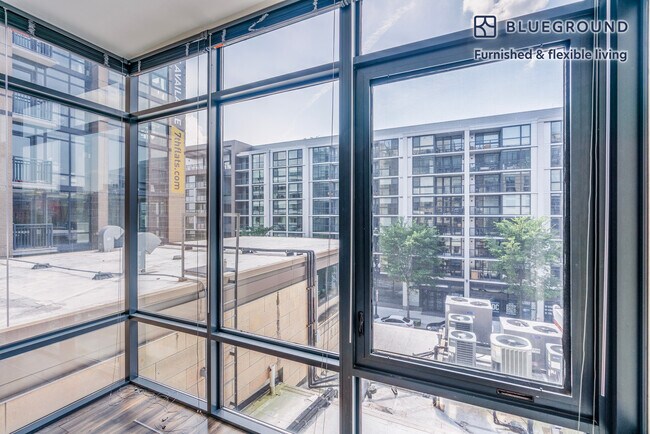 Foto del edificio - 1825 7th St NW