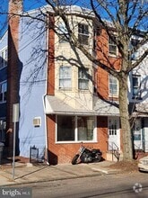 Building Photo - 63 King St