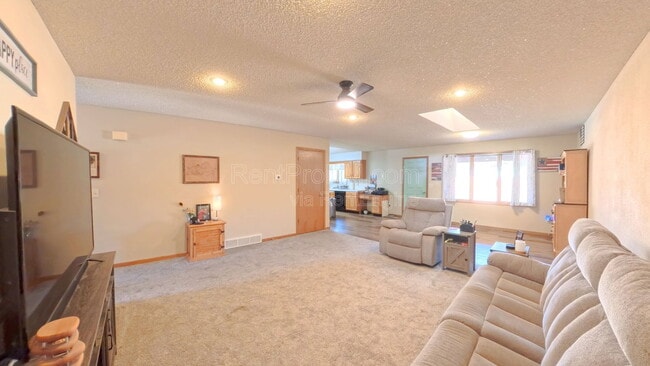 Foto del edificio - 3209 White Elm Ct