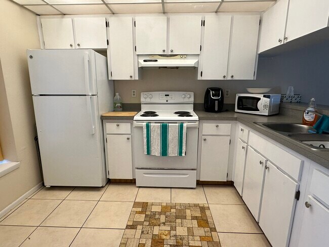 cocina - 7315 Parkside Villas Dr