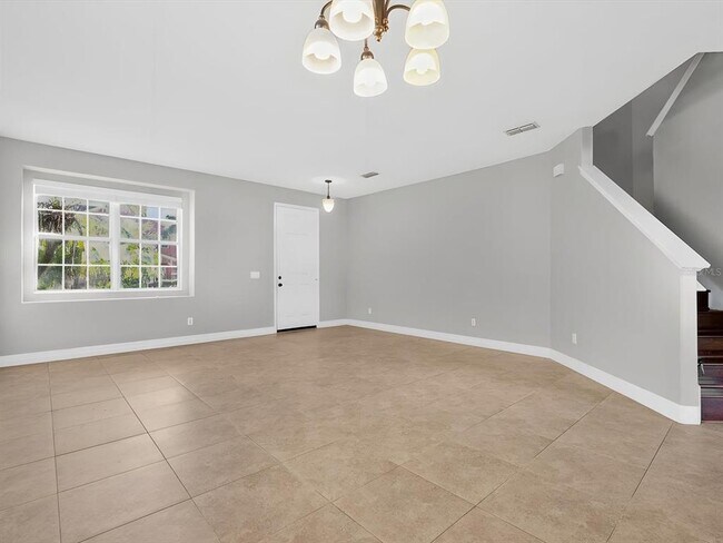 Foto del edificio - 2274 Geneva Dr