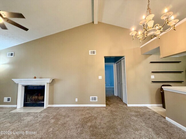 Foto del edificio - 749 Yorkwood Pl