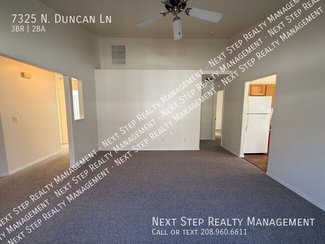 Foto del edificio - 7325 N Duncan Ln