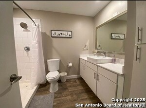 Foto del edificio - 743 Byrnes Dr