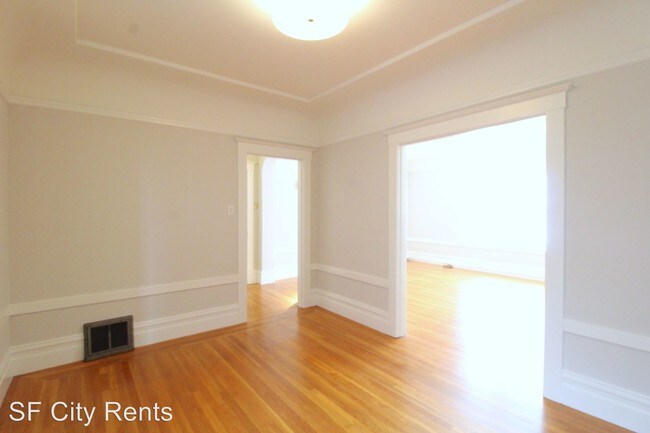 Building Photo - 3 br, 1 bath Apartment - 146 Duncan St.