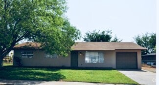 Building Photo - 352 Saguaro Drive