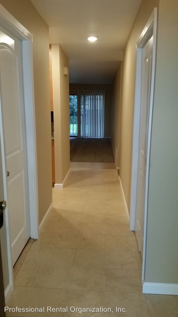 Building Photo - 167 Vineyard Cir