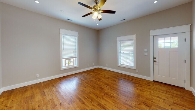 Foto del edificio - $1695 per Bedroom | 4BR/2BA Fort Sanders R...