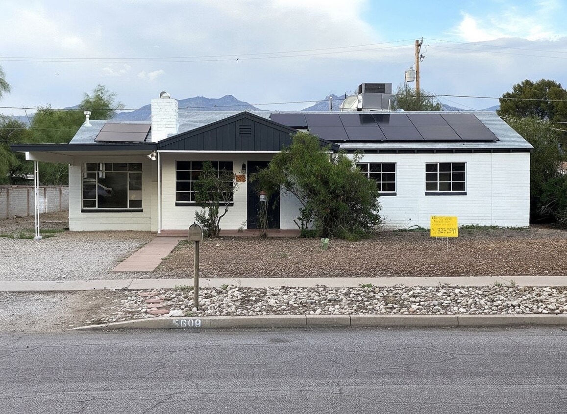 Photo - 5609 E Pima St (Tucson, AZ)