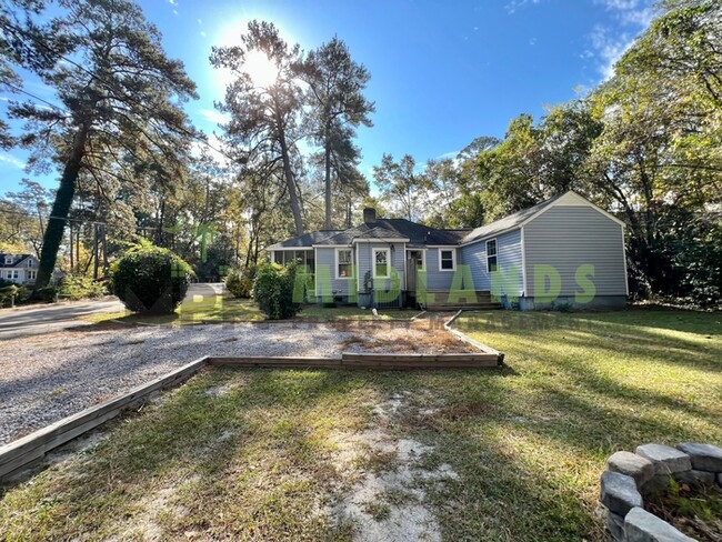 Foto del edificio - 2899 Forest Dr