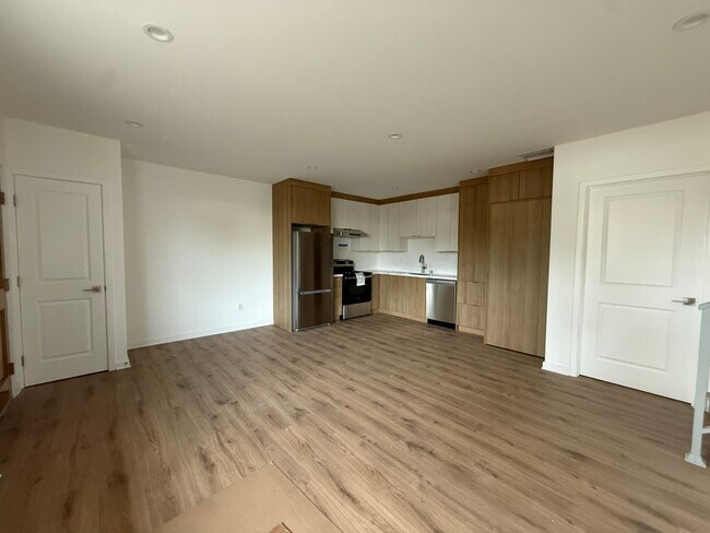 concepto de planta abierta - 6259 Riverton Ave