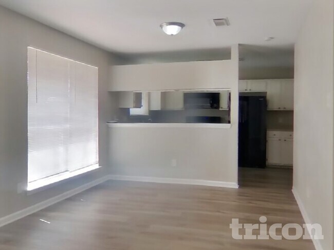 Foto del edificio - 18711 Highland Trail