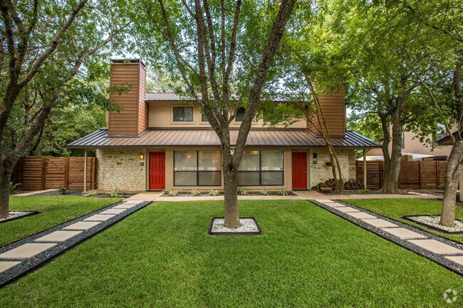 Building Photo - 1463 Redbud Trl