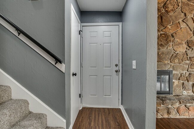 Photo - 4106 Mason Dr Townhome
