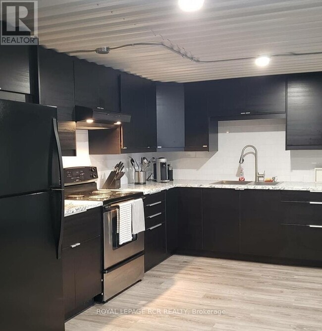 Building Photo - 341 Queensville Sideroad