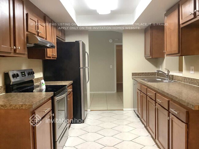 Foto del edificio - 1415 Woodstork Dr