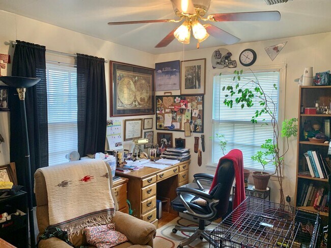 Building Photo - Cozy Three Bedroom in Tech Terrace!