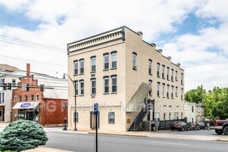 Building Photo - 22 W Wolfe St