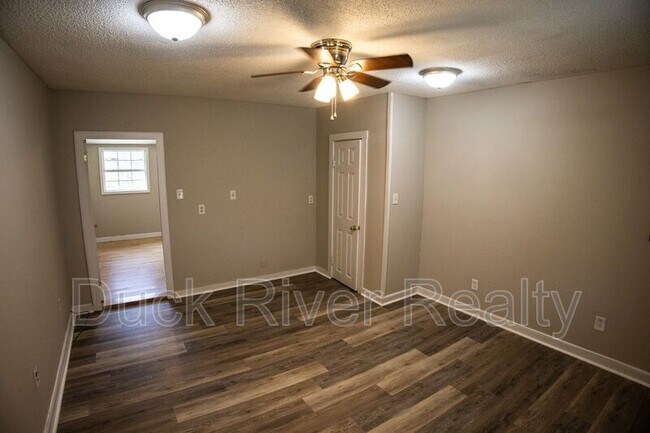 Foto del edificio - 3518 Pulaski Hwy