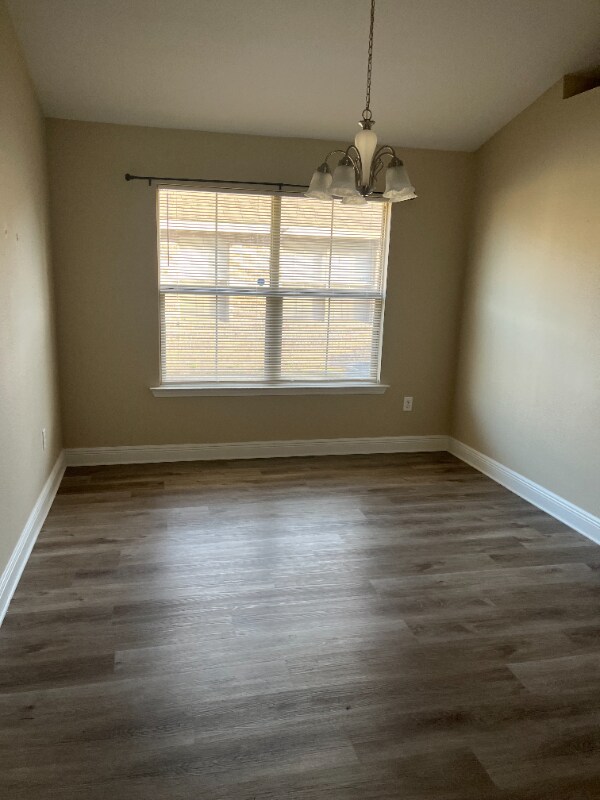 Foto del edificio - 18169 Cardinal Ln