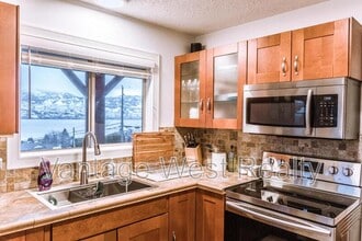 Building Photo - 3044 Ourtoland Rd