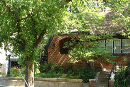 Building Photo - 3622 East 1st Street North